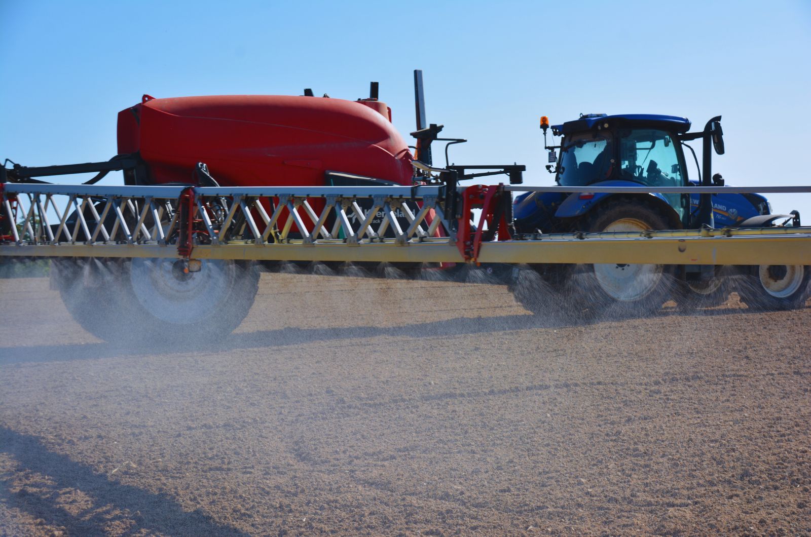 Czym przeprowadzić przedwschodowe odchwaszczanie rzepaku?